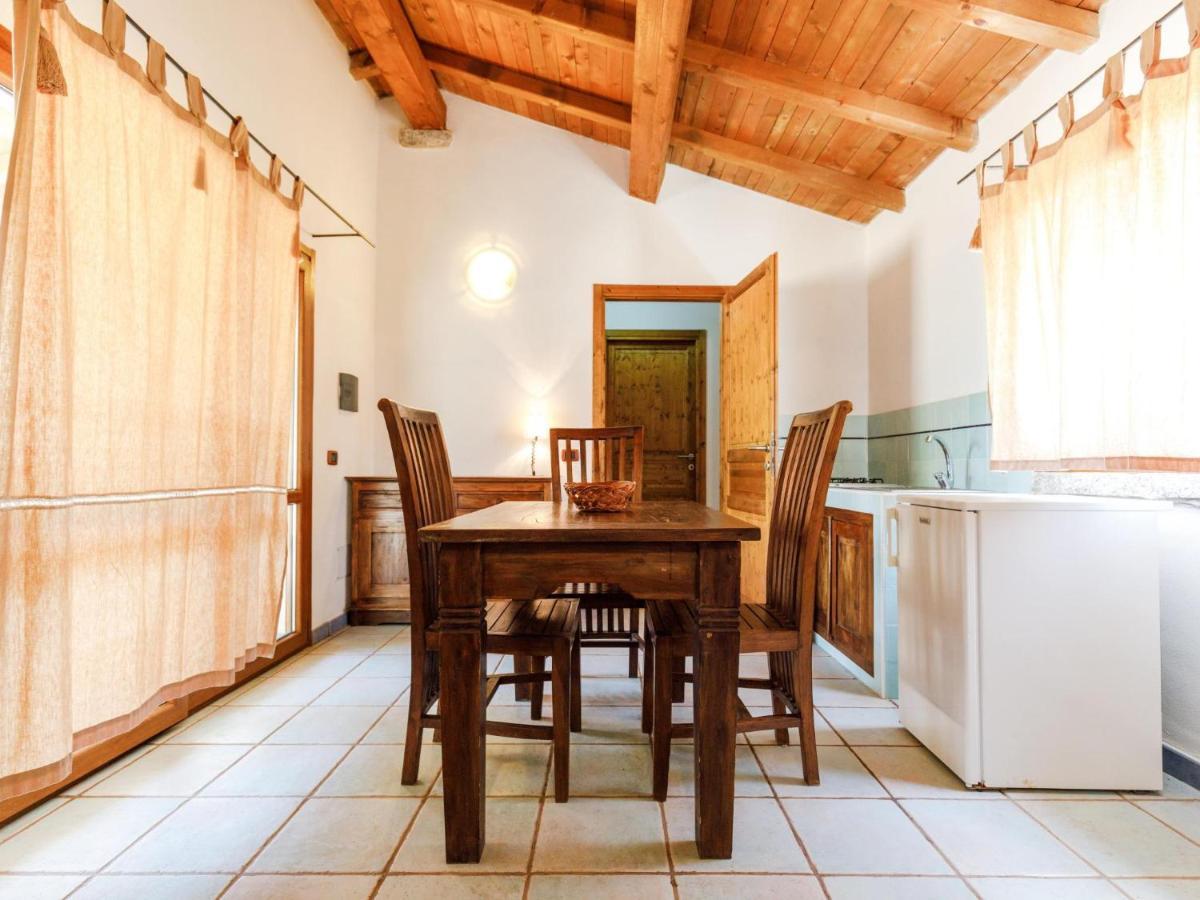 A Mare Di Ginepri 06D Bilo Appartement Badesi Buitenkant foto