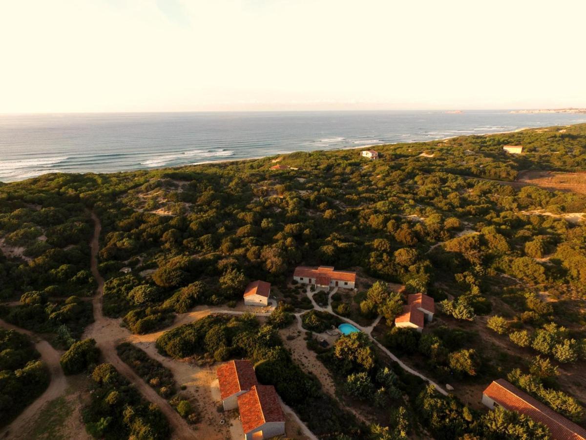 A Mare Di Ginepri 06D Bilo Appartement Badesi Buitenkant foto